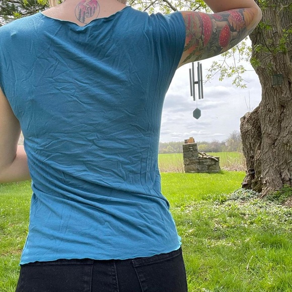 Soft Handmade Lotus Shirt - Picture 2 of 2